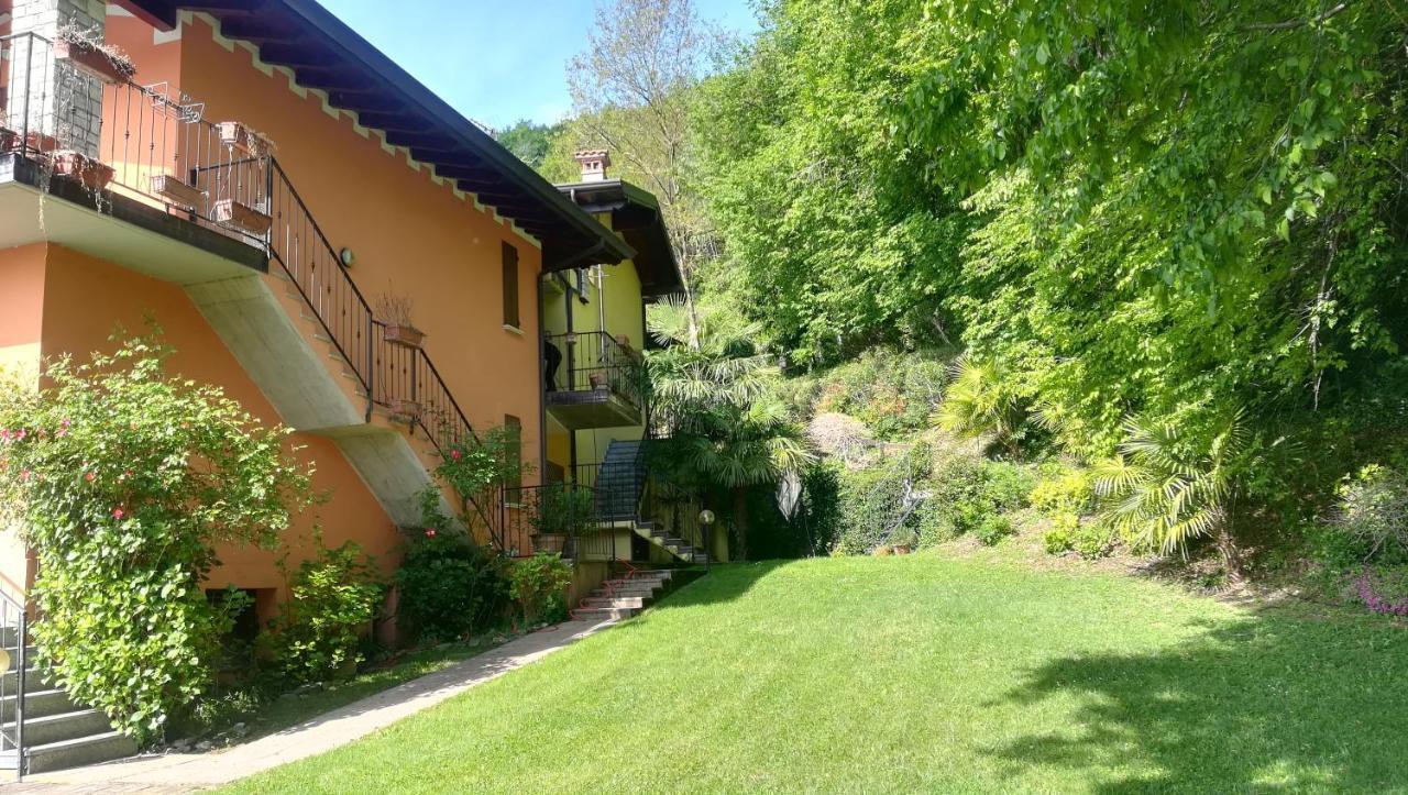 Relax Vista Lago Villanuova sul clisi Exterior foto